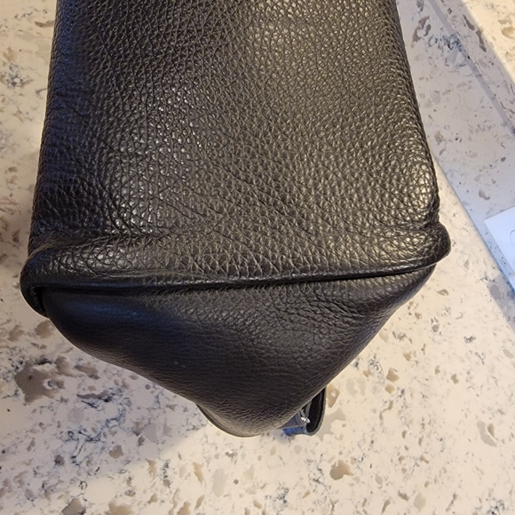 Timberline Ltd. XL Leather Wool Crossbody - Picture 10 of 14